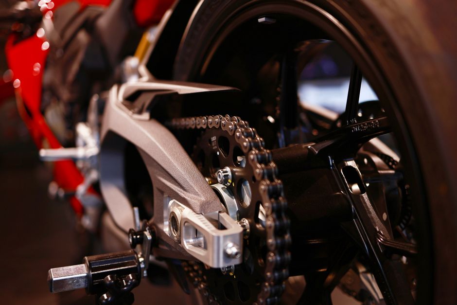 Yol öncesi motosiklet bakımı