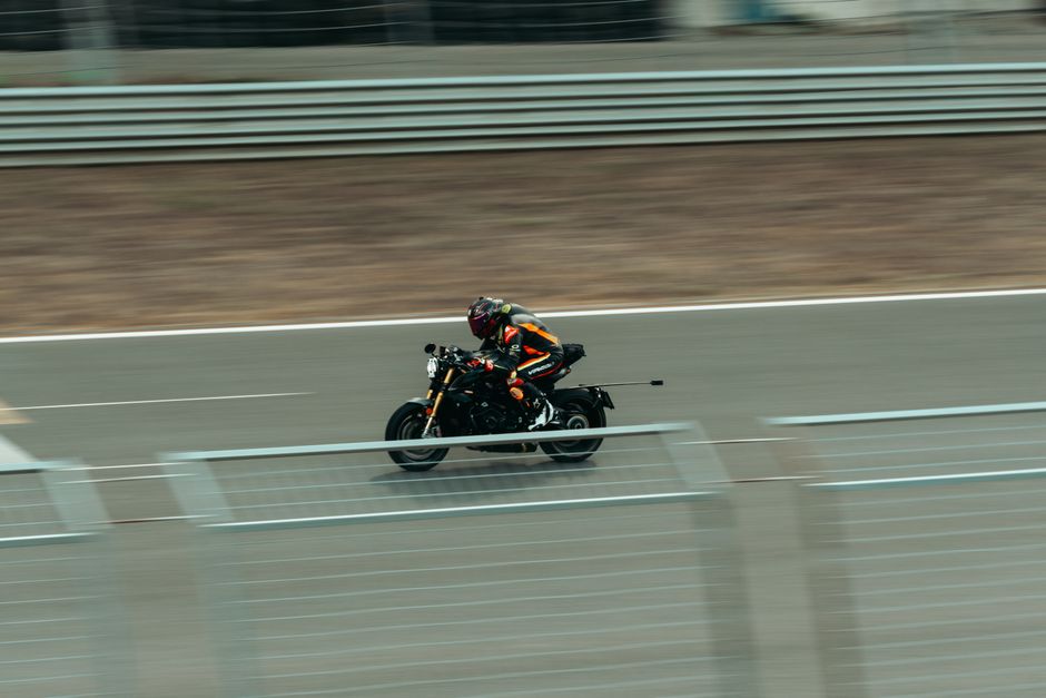 Motosiklet sporu ve tutkusu